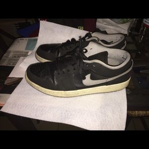 Nike Jordan’s retro 1 size 9.5